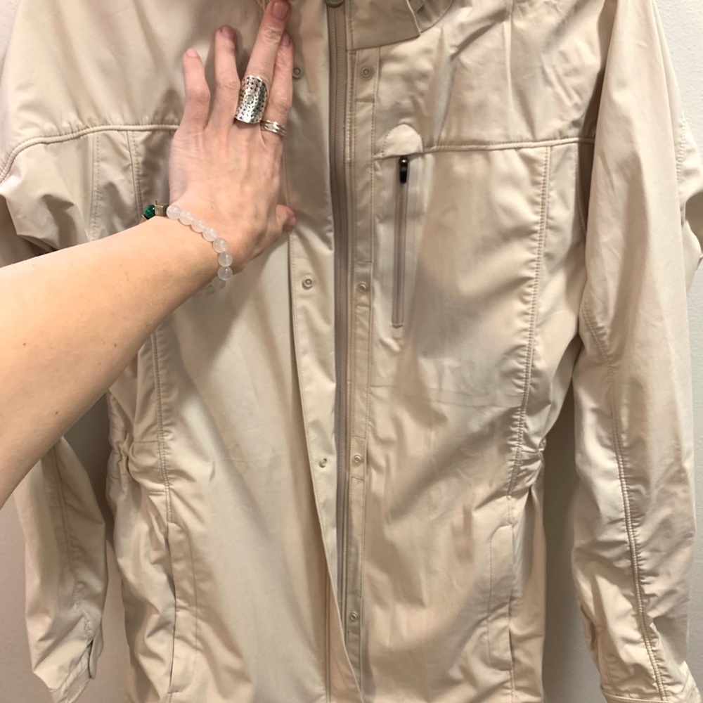Lightweight Rain Jacket - image 3